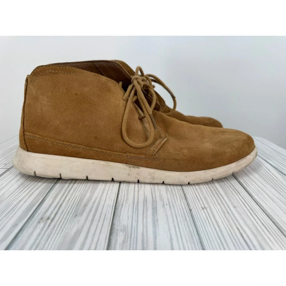 UGG Men's Dustin Suede‎ Chukka Boots Brown Lace Up Ankle Boots Size 11